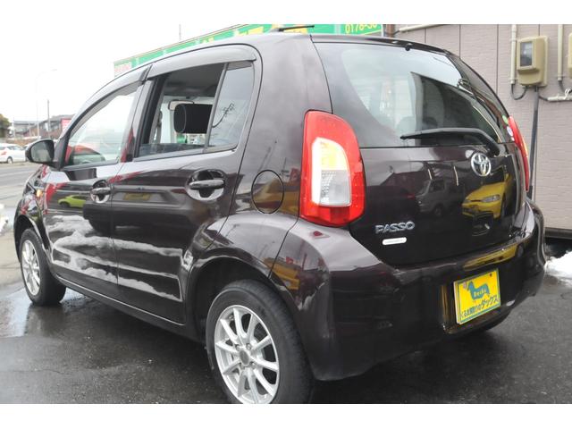 �_�b�N�X�́A�f�����̃l�b�g���[�N�ɂ��S���őΉ��\�ȁu�O�[�ۏ؁v�ɑΉ����Ă���܂���R�R�O���ڂ̕ۏ͈ؔ́��ۏ؊��Ԃ͂P�Q�����A�Q�S�����A�R�U�������炨�I�щ����������s�����͖������ŏC���\�ł���