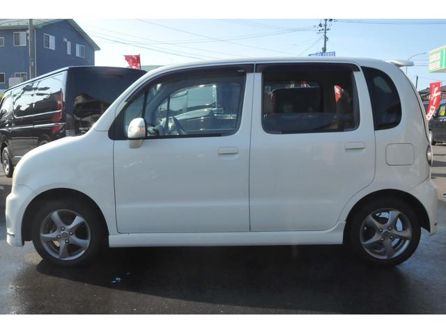 ムーヴラテ クール　全国１年保証付き／４ＷＤ／タイミングベルト交換済み／車検令和１０年２月迄／ハーフレザーシート／プラズマクラスター／フルオートエアコン／キーレス／アルミホイール／クール専用メッキ付きエアロパーツ／（19枚目）