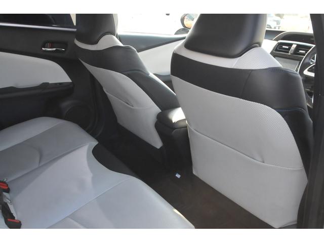 プリウス Aプレミアム ツーリングセレクション 全国1年保証付き/修復歴無し/4WD/白本革パワーシート/前席シートヒーター/BSM/巻込警報付ソナー/純正リモートスタート/TSS-P/全車速追従クルーズ/HUD/車線逸脱抑制/ナノイー/寒冷地仕様(46枚目)