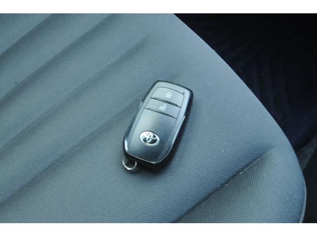 ���Ђł́A�I���R�A�W���b�N�X�A����A�A�A�v���X�A�C�I���v���_�N�g�t�@�C�i���X���l�X�ȃN���W�b�g��Ђƒ�g���Ă���܂��B�܂��w�ǂ̃N���W�b�g�J�[�h�������p�\��