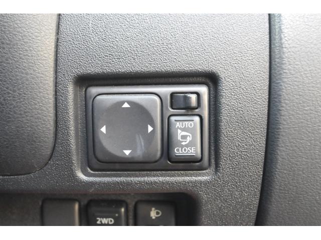 �_�b�N�X�͑S�ԁA�u�O�[�Ӓ�ԁv�u�O�[�Ӓ菑�t�v�ƂȂ��Ă���܂��B���ЎЈ��ł͂Ȃ��A��O�ҋ@�ւ̃X�^�b�t�����Ђ֗��X���A�S�ԊӒ肵�Ă���܂��B�q�ϓI�ɕ]�����ꂽ�ԗ��ł��̂ŁA�����S���Ă��w�������܂���