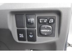 ���ҤǤϡ���°�����åդˤ��롼�९�꡼�˥󥰤�ܹ�����Ÿ����Ǽ�֤�����ĺ���Ƥ���ޤ�������ľ��μ�ξ�ϡ����꡼�˥����ξ��֤�Ÿ��������ĺ���Ƥ�����⤢��ޤ�����Ǽ�ֻ��ˤϥԥ��ԥ��˻ž夲�ޤ��� 4