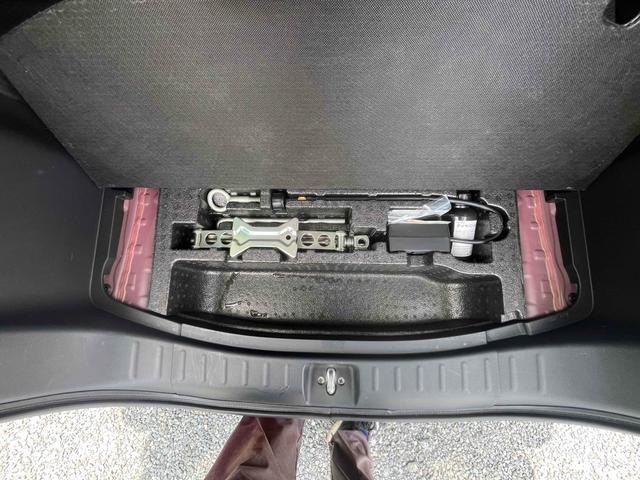 Ｎ－ＢＯＸカスタム Ｇ・ターボＡパッケージ　バックカメラ　両側電動スライドドア　ナビ　ＴＶ　オートクルーズコントロール　衝突被害軽減システム　オートライト　ＨＩＤ　スマートキー　アイドリングストップ　電動格納ミラー　ベンチシート　ＣＶＴ（41枚目）