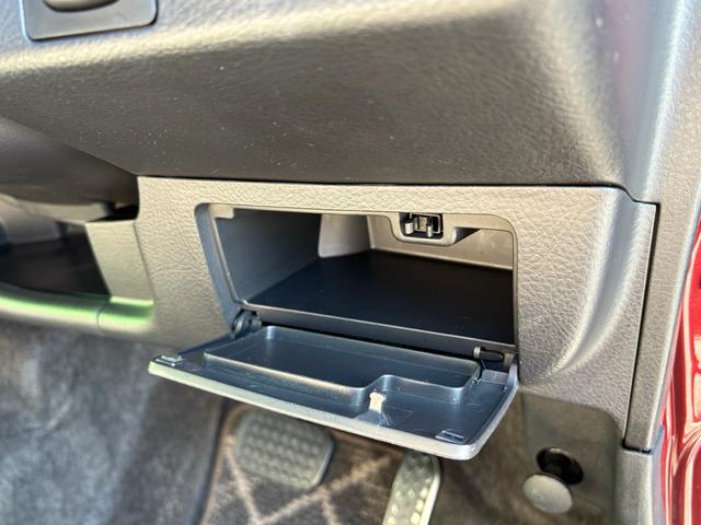 ミラジーノ Ｘリミテッド　ＣＤ　運転席エアバッグ　Ｗエアバッグ　電格ミラー　パワーウインドウ　エアコン　パワステ　キーレス　ＡＢＳ（27枚目）