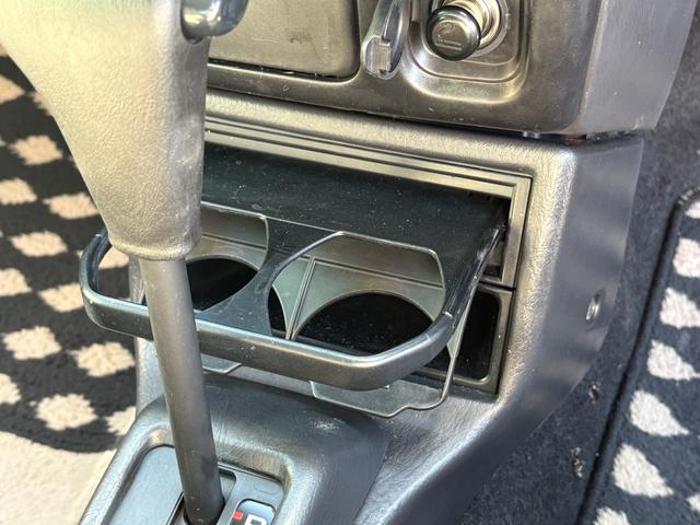 ミラジーノ ジーノターボ　ターボ　４ＷＤ　ナビ　ＴＶ　パワーステアリング　エアコン　パワーウインドウ　助手席エアバッグ　運転席エアバッグ　電動格納ミラー　キーレス　ＵＳＢ（22枚目）