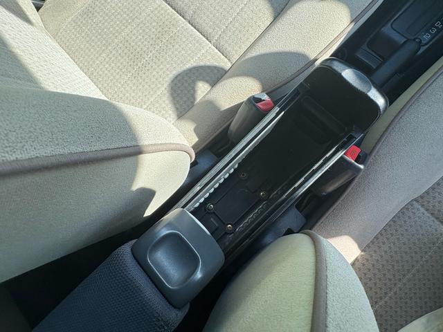 ミラジーノ ジーノターボ　ターボ　４ＷＤ　ナビ　ＴＶ　パワーステアリング　エアコン　パワーウインドウ　助手席エアバッグ　運転席エアバッグ　電動格納ミラー　キーレス　ＵＳＢ（28枚目）