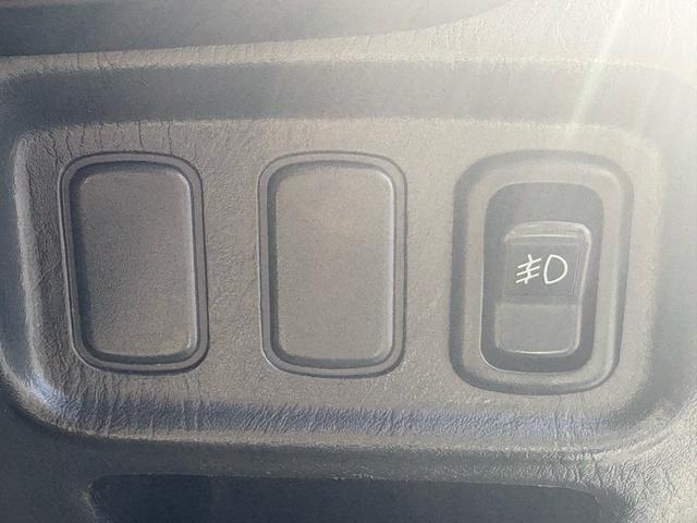 ミラジーノ ジーノターボ　ターボ　４ＷＤ　ナビ　ＴＶ　パワーステアリング　エアコン　パワーウインドウ　助手席エアバッグ　運転席エアバッグ　電動格納ミラー　キーレス　ＵＳＢ（31枚目）