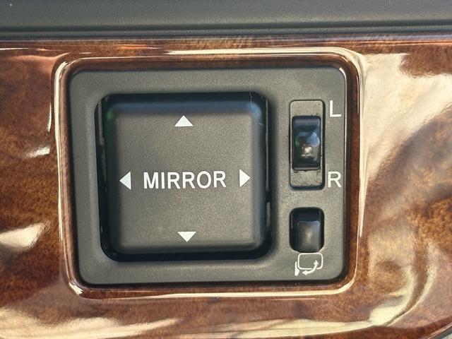 ミラジーノ ジーノターボ　ターボ　４ＷＤ　ナビ　ＴＶ　パワーステアリング　エアコン　パワーウインドウ　助手席エアバッグ　運転席エアバッグ　電動格納ミラー　キーレス　ＵＳＢ（33枚目）