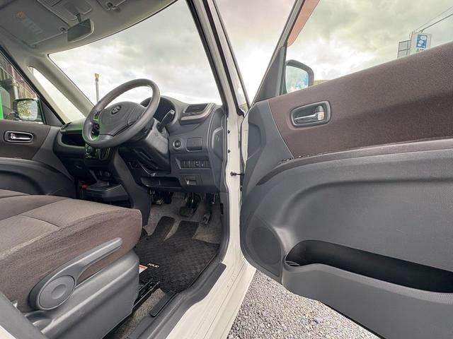 ソリオ Ｘ　バックカメラ　ＡＡＣ　運転席エアバック　パワーステアリング　パワーウィンドウ　キ－フリ－　ＡＢＳ　スマートキーシステム　ＷエアＢ（30枚目）