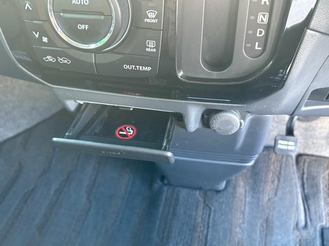 ルークス ハイウェイスター　アイドリングストップ　キーフリー　パワーウインドウ　ＡＢＳ　スマートキー　オートライト　オートエアコン　エアバッグ　電動格納ミラー（22枚目）