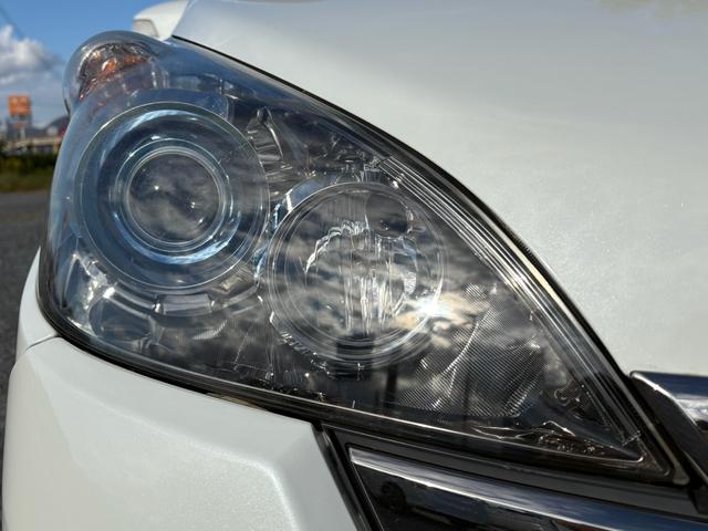ヘッドライトも磨いてあります。黄ばみもなく綺麗です★