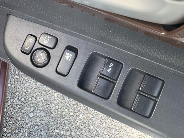 アルトラパン X ナビ ETC Bluetooth ベンチ 運転席助手席エアバッグ スマ-トキ- キーレススタートシステム パワーウィンドー エアバック オートエアコン パワステ ABS(28枚目)