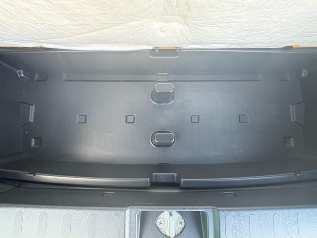 アルトラパン X ナビ ETC Bluetooth ベンチ 運転席助手席エアバッグ スマ-トキ- キーレススタートシステム パワーウィンドー エアバック オートエアコン パワステ ABS(33枚目)