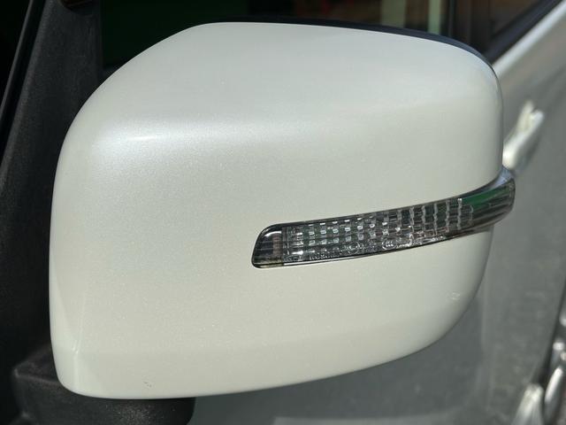 ソリオ S ナビ TV Bカメ スマートキー&プッシュスタート キーレススタートシステム エアコン オートライト パワーステアリング パワーウインドウ 運転席エアバッグ 格納ミラー DVD再生可能(13枚目)