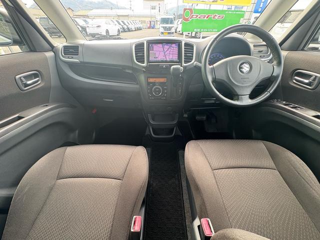 ソリオ S ナビ TV Bカメ スマートキー&プッシュスタート キーレススタートシステム エアコン オートライト パワーステアリング パワーウインドウ 運転席エアバッグ 格納ミラー DVD再生可能(28枚目)