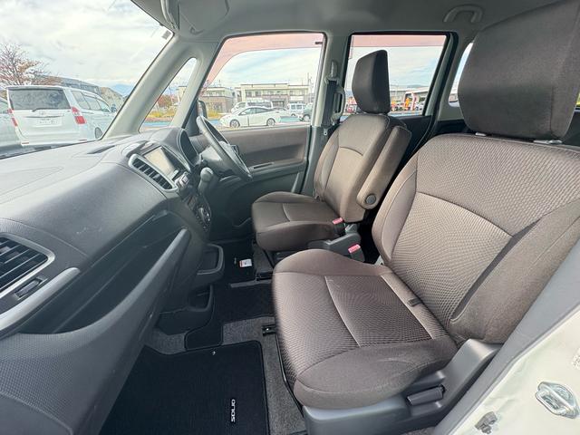 ソリオ S ナビ TV Bカメ スマートキー&プッシュスタート キーレススタートシステム エアコン オートライト パワーステアリング パワーウインドウ 運転席エアバッグ 格納ミラー DVD再生可能(37枚目)