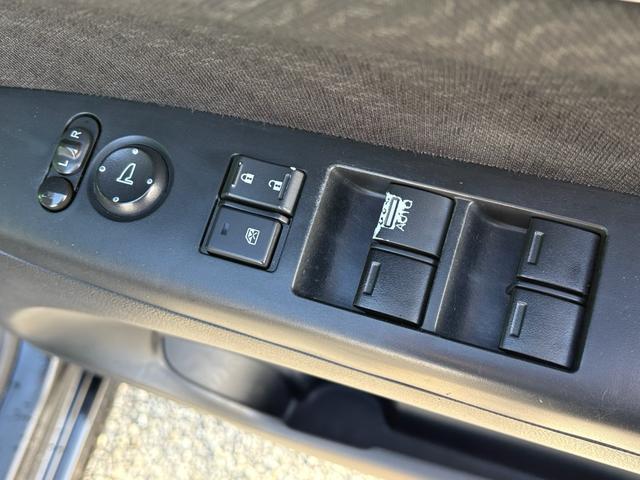 Ｎ－ＢＯＸカスタム Ｇ・Ｌパッケージ　ナビ　ＴＶ　Ｂｌｕｅｔｏｏｔｈ　電動格納ミラ－　スマキ－　フロントベンチシート　パワーウィンドウ　オートエアコン　パワステ　キーレスエントリー　両席エアバック　ＡＢＳ　ＡＵＴＯライト　運転席エアバック（30枚目）