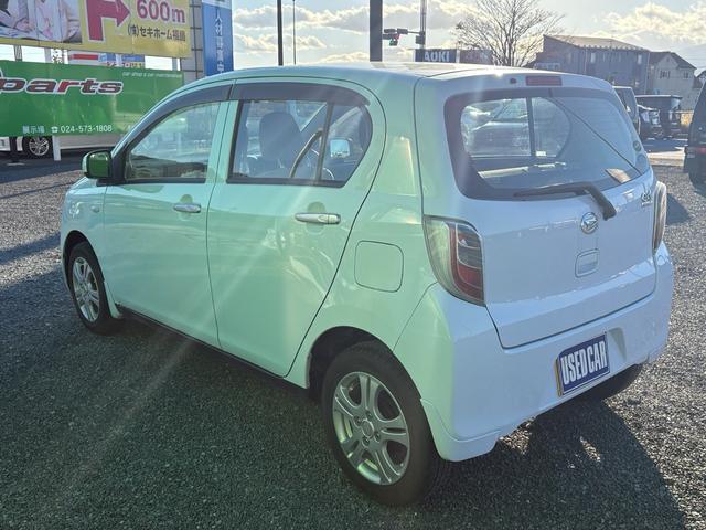 ミライース Ｘｆ　４ＷＤ　ＣＤ　キーレス付き　パワーステアリング　エアバック　ＰＷ　エアコン　ダブルエアバック（3枚目）