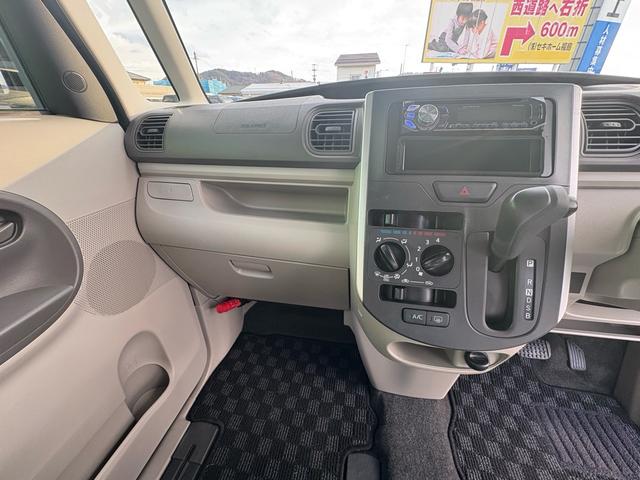 タント L ダブルエアバック 電動ミラー キーフリーシステム オートエアコン 運転席エアバッグ パワステ ベンチS PW ABS(17枚目)