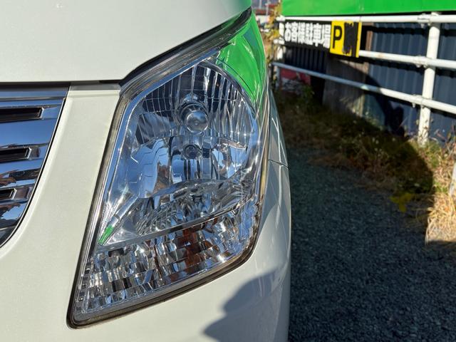 ワゴンＲ リミテッド　４ＷＤ　キーレスエントリー　運転席エアバッグ　パワステ　ＡＢＳ付　ＡＵＴＯライト　フロントベンチシート　パワーウィンドウ　フルオートエアコン　スマートキープッシュスタート　運転席助手席エアバック（11枚目）