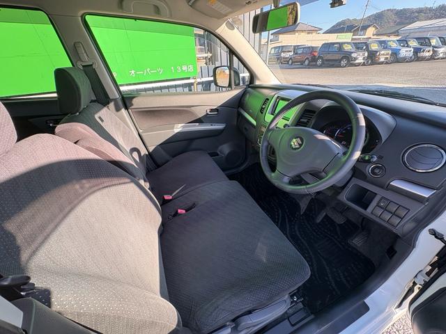 ワゴンＲ リミテッド　４ＷＤ　キーレスエントリー　運転席エアバッグ　パワステ　ＡＢＳ付　ＡＵＴＯライト　フロントベンチシート　パワーウィンドウ　フルオートエアコン　スマートキープッシュスタート　運転席助手席エアバック（28枚目）