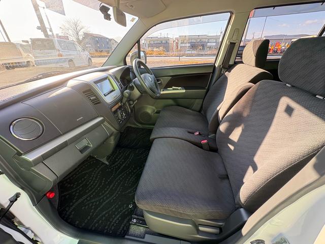 ワゴンＲ リミテッド　４ＷＤ　キーレスエントリー　運転席エアバッグ　パワステ　ＡＢＳ付　ＡＵＴＯライト　フロントベンチシート　パワーウィンドウ　フルオートエアコン　スマートキープッシュスタート　運転席助手席エアバック（31枚目）