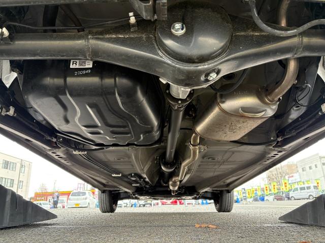 ワゴンＲ ハイブリッドＦＸ－Ｓ【４ＷＤ】【禁煙】【セーフティサポート】　【全方位カメラ】【純正ディスプレイオーディオ／ＡｐｐｌｅＣａｒＰｌａｙ／ブルートゥース】【衝突軽減／レーンキープ／追従クルコン／コーナーセンサー】【プッシュスタート／スマートキー】【シートヒーター】（5枚目）