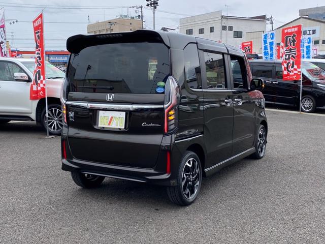 G・EXターボホンダセンシング 【神奈川県仕入】 4WD 衝突軽減システム 純正7インチメモリーナビ バックカメラ DVD再生 ブルートゥース ビルトインETC クルーズコントロール パドルシフト ハーフレザーシート(16枚目)