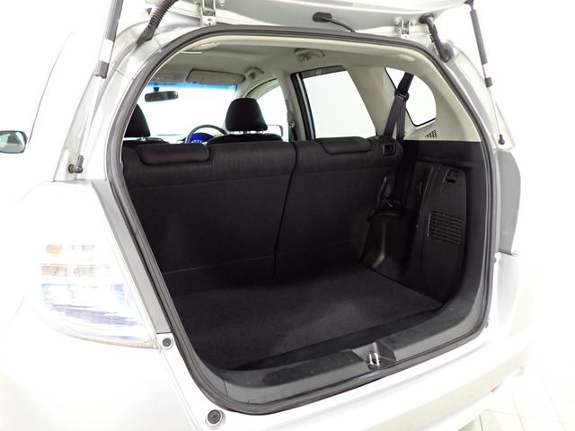 ナビプレミアムセレクション 【埼玉県仕入】 禁煙車 純正HDDナビ 地デジTV CD・DVD再生 バックカメラ ETC クルコン パドルシフト シートヒーター HIDヘッドライト フォグ 純正15インチアルミ 横滑り防止システム(27枚目)