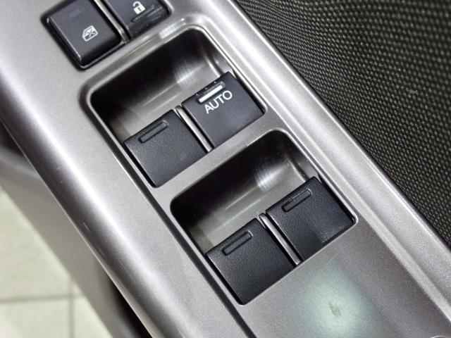 ハイブリッド・Gホンダセンシング 禁煙車 純正SDナビ フルセグ CD・DVD再生 Bluetooth接続 バックカメラ ETC 衝突軽減システム 追従クルコン 両側電動ドア LEDヘッドライト 横滑防止システム レーンキープアシスト(14枚目)