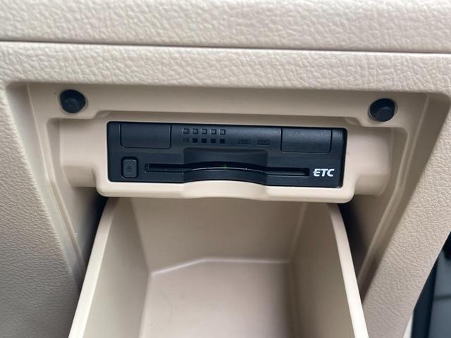 2.4X 後期型 両側電動スライドドア 純正SDナビ CD/DVD再生 Bluetoothオーディオ フルセグTV バックカメラ ETC スマートキー 純正17インチAW HIDヘッドランプ クリアランスソナー(17枚目)