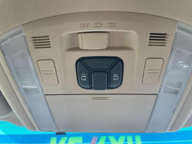 2.4X 後期型 両側電動スライドドア 純正SDナビ CD/DVD再生 Bluetoothオーディオ フルセグTV バックカメラ ETC スマートキー 純正17インチAW HIDヘッドランプ クリアランスソナー(28枚目)