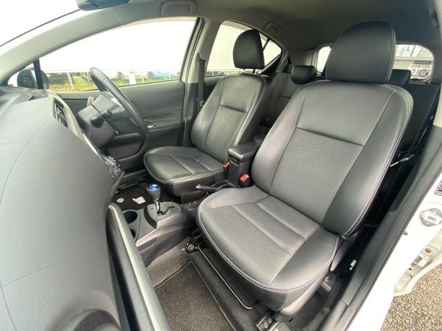 Gブラックソフトレザーセレクション 【ブラックレザーシート】【禁煙車】純正ナビ CD ワンセグTV ブルートゥース ETC スマートキー プッシュスタート アイドリングストップ ヘッドライトレベライザー オートA/C 電動格納ミラー(13枚目)