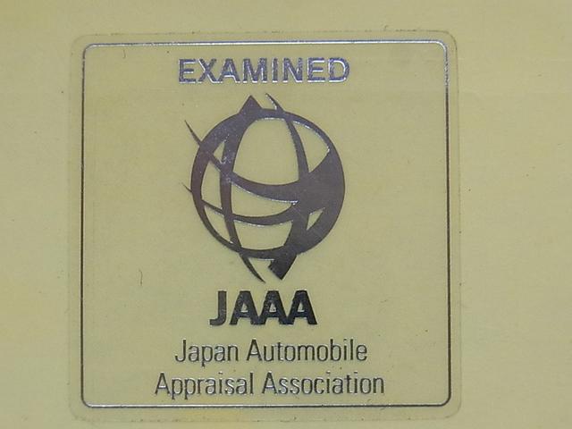 ハイブリッドＺＳ煌ＩＩ■全車鑑定書付き■禁煙車■東京都仕入　■ワンオーナー車／後期型／純正１０型ナビ＆後席ディスプレイ／衝突軽減システム／車線逸脱警／クルーズコントロール／バックカメラ／ＥＴＣ２．０／シートヒーター／ドライブレコーダー／両側電動スライドドア(68枚目)