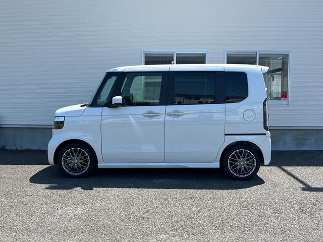 Ｎ－ＢＯＸカスタム ターボ　■現行タイプ■届出済未使用車■即納車可能■ナビ付車■　純正８型ナビ／衝突軽減システム／車線逸脱警告／追従クルーズコントロール／両側電動スライドドア／バックカメラ／フルセグＴＶ／Ｂｌｕｅｔｏｏｔｈ接続／電動パーキング／パドルシフト／オートライトハイビーム（47枚目）