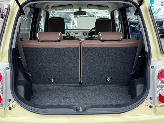 ミラココア ココアＸスペシャルコーデ■禁煙車■　ＣＤオーディオ／ヘッドライトレベライザー／デンカクミラー／ＨＩＤヘッドライト／プライバシーガラス／アイドリングストップ／スマートキー（17枚目）