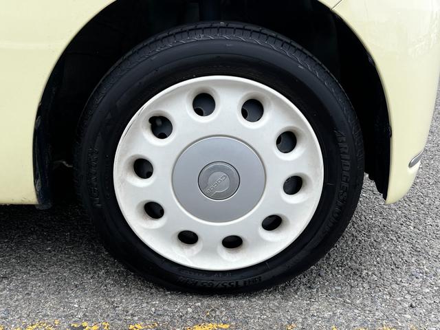 ミラココア ココアＸスペシャルコーデ■禁煙車■　ＣＤオーディオ／ヘッドライトレベライザー／デンカクミラー／ＨＩＤヘッドライト／プライバシーガラス／アイドリングストップ／スマートキー（31枚目）