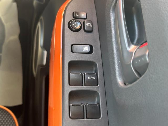ハスラー Ｘ【禁煙車】【愛知県仕入】【ツートンカラー】　【ＳＤナビ／Ｂｌｕｅｔｏｏｔｈ／フルセグＴＶ／ＤＶＤ再生】【衝突軽減システム】【シートヒーター】【プッシュスタート／スマートキー】【純正１５アルミホイール】【ＨＩＤオートヘッドライト／フォグ】（41枚目）