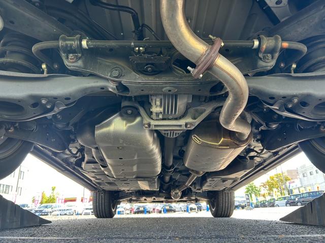 ＲＸ ＲＸ２００ｔ　Ｆスポーツ【４ＷＤターボ】【兵庫県仕入】禁煙車　【サンルーフ】【１２．３型ナビ／パノラミックビューモニター】【電動黒革ベンチレーションシート】【レクサスセーフティ／ＢＳＭ／追従クルコン】【電動リアゲート】【純正２０インチアルミ】【ドラレコ】ＬＥＤ（6枚目）