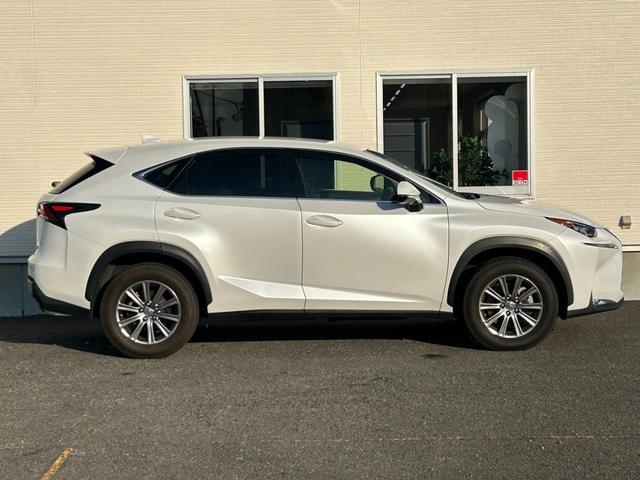 ＮＸ ＮＸ２００ｔ　Ｉパッケージ【４ＷＤ】【神奈川県仕入】【禁煙】　【夏＆冬タイヤ純正アルミセット】【メーカーナビ／サイド・バックカメラ／フルセグＴＶ／ブルーレイ／ブルートゥース】【電動黒革シート／シート＆ステアリングヒーター】【３眼ＬＥＤライト／フォグ】【ＥＴＣ】（29枚目）