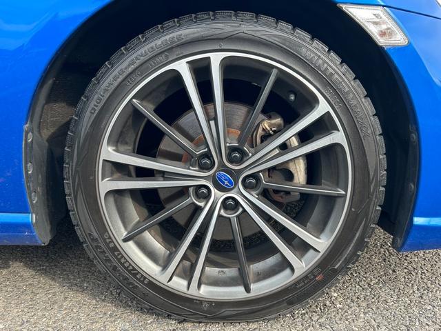 ＢＲＺ Ｓ【デジタルインナーミラー型ドラレコ】【トランスクポイラー】　【ＳＤナビ／バックカメラ／フルセグＴＶ／ブルートゥース】【ハーフレザーシート／シートヒーター】【ＨＩＤオートライト／フォグ】【純正１７インチアルミ／スタッドレス】【スマートキー／プッシュスタート】（22枚目）