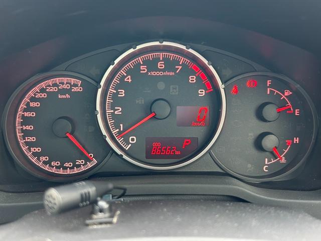 ＢＲＺ Ｓ【デジタルインナーミラー型ドラレコ】【トランスクポイラー】　【ＳＤナビ／バックカメラ／フルセグＴＶ／ブルートゥース】【ハーフレザーシート／シートヒーター】【ＨＩＤオートライト／フォグ】【純正１７インチアルミ／スタッドレス】【スマートキー／プッシュスタート】（45枚目）