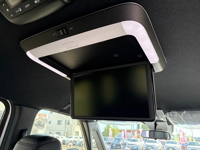 ステップワゴン ｅ：ＨＥＶスパーダ【登録済み未使用車】【１１．４インチナビ】　【１５．６インチフリップダウン＆マルチビューカメラ】【両側電動スライド／電動リアゲート】【ＢＳＭ／追従クルコン／衝突軽減】【シートヒーター／ハーフレザーシート】【フルセグＴＶ／ブルートゥース】ＬＥＤ（10枚目）