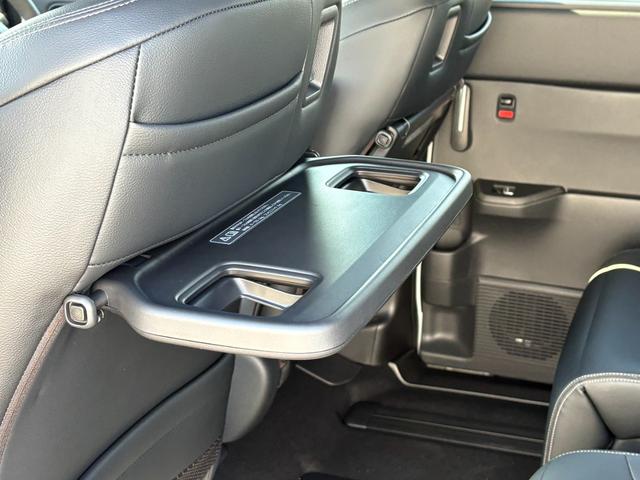 ステップワゴン ｅ：ＨＥＶスパーダ【登録済み未使用車】【１１．４インチナビ】　【１５．６インチフリップダウン＆マルチビューカメラ】【両側電動スライド／電動リアゲート】【ＢＳＭ／追従クルコン／衝突軽減】【シートヒーター／ハーフレザーシート】【フルセグＴＶ／ブルートゥース】ＬＥＤ（24枚目）