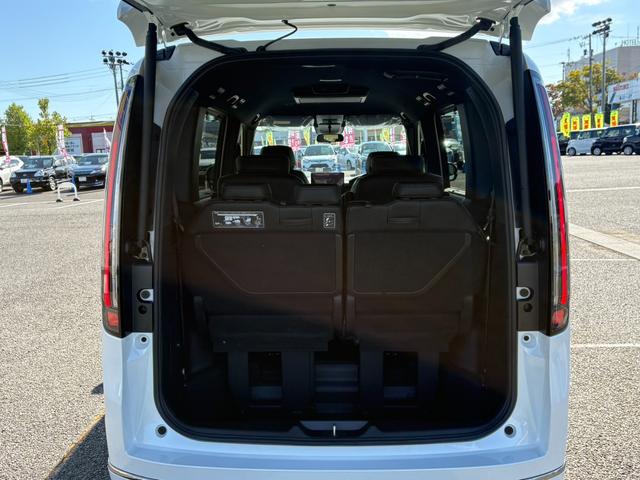 ステップワゴン ｅ：ＨＥＶスパーダ【登録済み未使用車】【１１．４インチナビ】　【１５．６インチフリップダウン＆マルチビューカメラ】【両側電動スライド／電動リアゲート】【ＢＳＭ／追従クルコン／衝突軽減】【シートヒーター／ハーフレザーシート】【フルセグＴＶ／ブルートゥース】ＬＥＤ（46枚目）