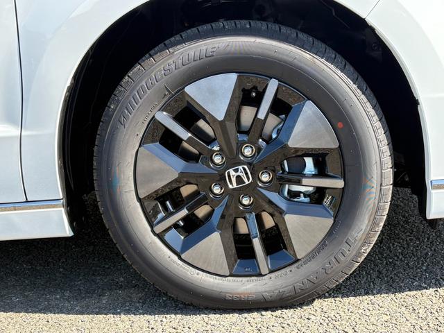 ステップワゴン ｅ：ＨＥＶスパーダ【登録済み未使用車】【１１．４インチナビ】　【１５．６インチフリップダウン＆マルチビューカメラ】【両側電動スライド／電動リアゲート】【ＢＳＭ／追従クルコン／衝突軽減】【シートヒーター／ハーフレザーシート】【フルセグＴＶ／ブルートゥース】ＬＥＤ（58枚目）
