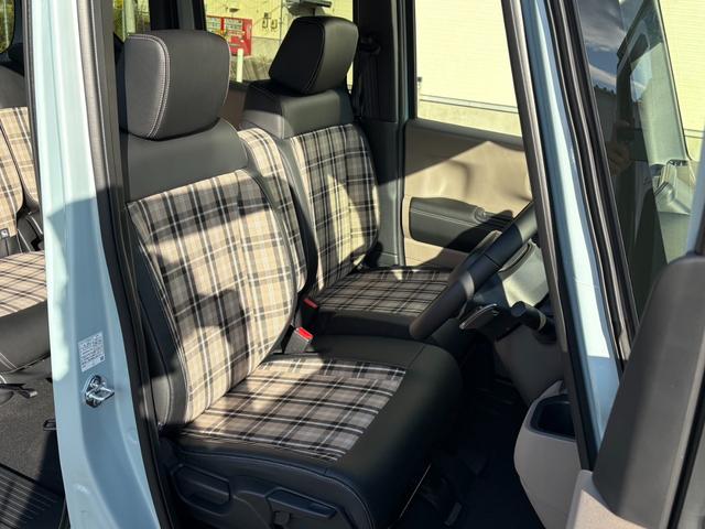 Ｎ－ＢＯＸジョイ ターボ【届出済み未使用車】【８インチナビ／バックカメラ】　【追従クルコン／衝突軽減／車線逸脱警告】【両側電動スライドドア】【ＬＥＤオートライト／ＬＥＤフォグ】【シートヒーター】【ブルートゥース】【ＬＥＤオートライト】【パドルシフト】【スマートキー】（30枚目）