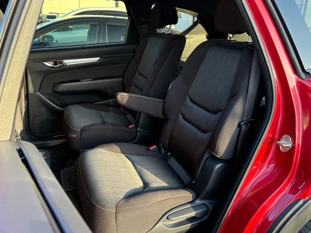 CX-8 25S プロアクティブ【6人乗】【フリップダウンモニター】 【10.25型ディスプレイ/全方位カメラ/AppleCarPlay/TV】【BSM/追従クルコン/衝突軽減】【ステア&前後シートヒーター】【LEDライト】【ルーフレール】【パワーバックドア】【LED】(43枚目)