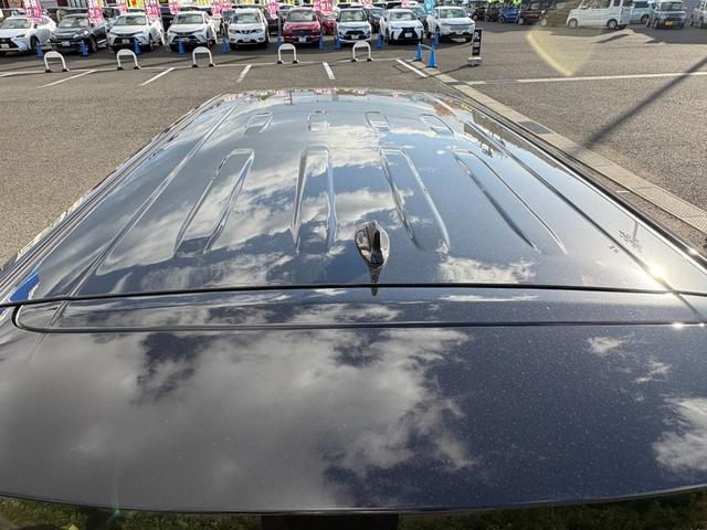 ヴェルファイアハイブリッド ZR【4WD】【後期】【大阪仕入】【フリップダウンモニター】 【10インチナビ/デジタルインナーミラー】【電動黒革ベンチレーションシート】【両側電動スライド/電動リアゲート】【モデリスタ17AW】【BSM/追従クルコン】【100V電源】【バックカメラ/HDMI】(8枚目)