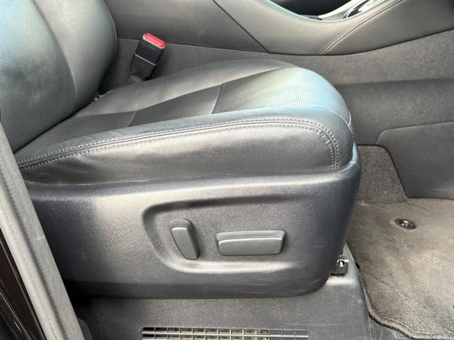 ヴェルファイアハイブリッド ZR【4WD】【後期】【大阪仕入】【フリップダウンモニター】 【10インチナビ/デジタルインナーミラー】【電動黒革ベンチレーションシート】【両側電動スライド/電動リアゲート】【モデリスタ17AW】【BSM/追従クルコン】【100V電源】【バックカメラ/HDMI】(30枚目)